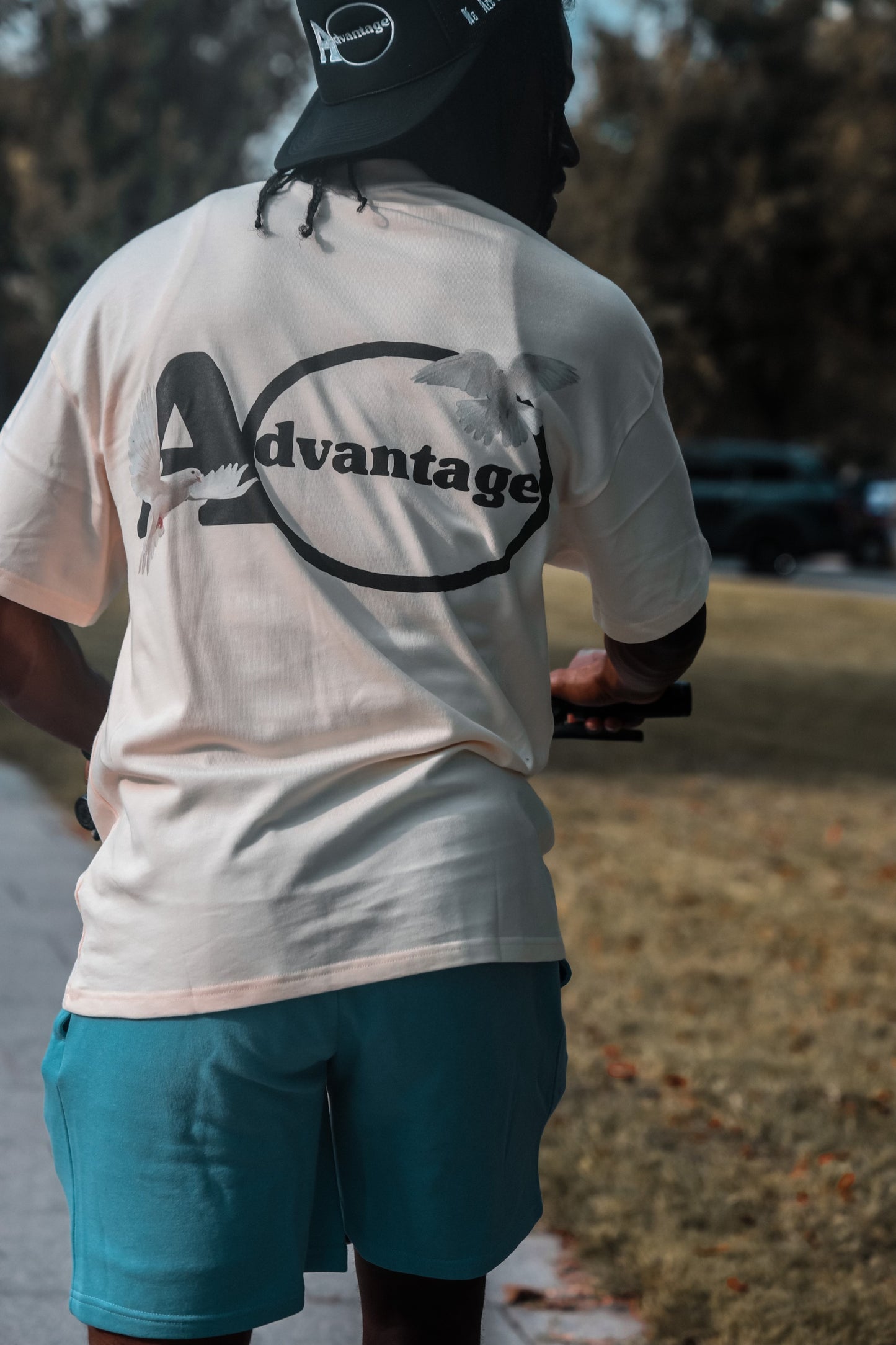 Advantage Crème Tees